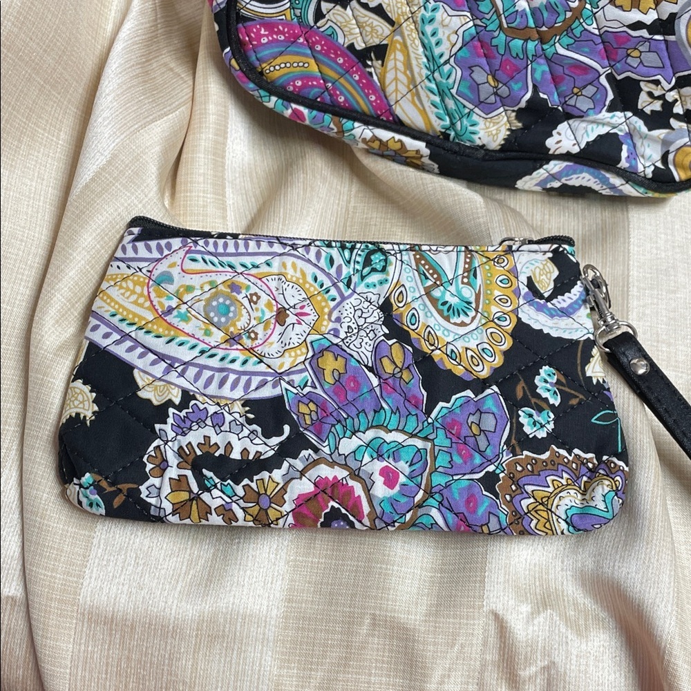 Three Piece Vibrant Floral Cosmetic Bag Set NWT - Picture 2 of 9